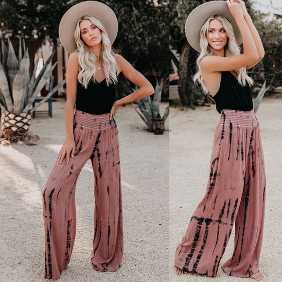 Tie-Dye Wide Leg Pant, Smocked Waistband - Picture 4 of 6